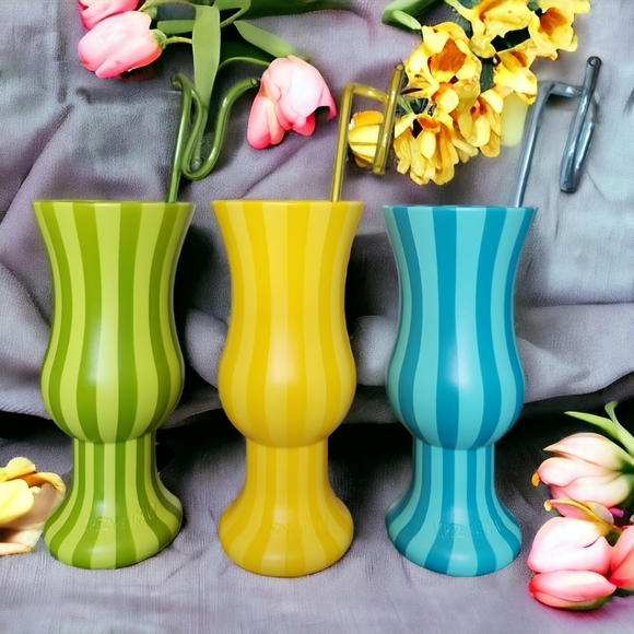 Plastic Stripe Hurricane Cup with Krazy Straw 20 Pcs - Picture 6 of 16